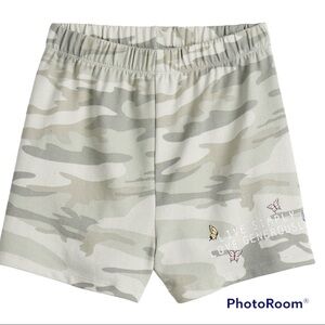Awake medium junior's butterfly camo shorts elastic waistband cotton blend